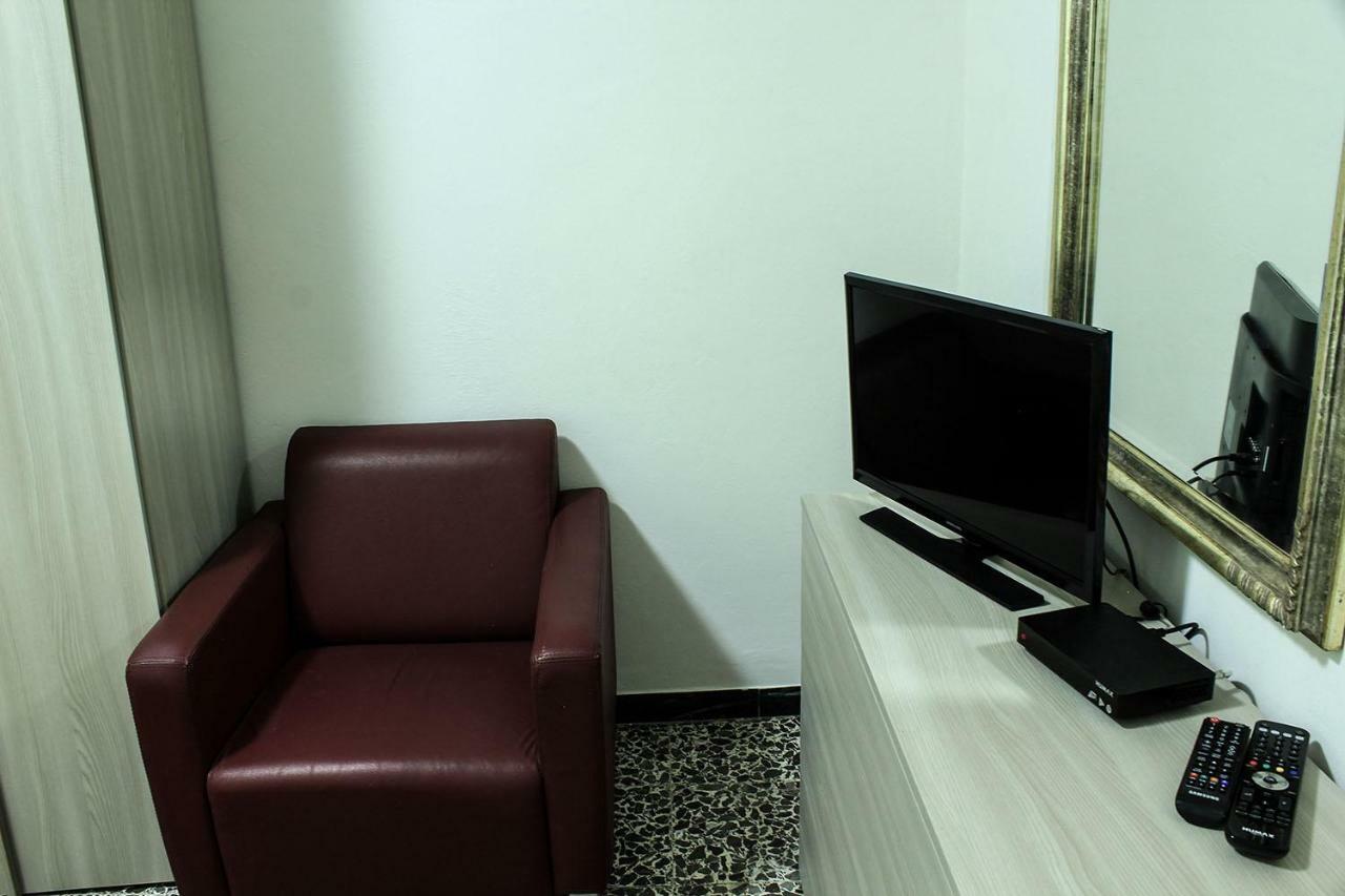 La Tinaia Apartment Castiglion Fiorentino Bagian luar foto
